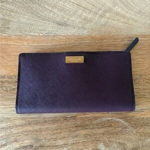 KATE SPADE Stacy Laurel Way Wallet in Mulled Wine